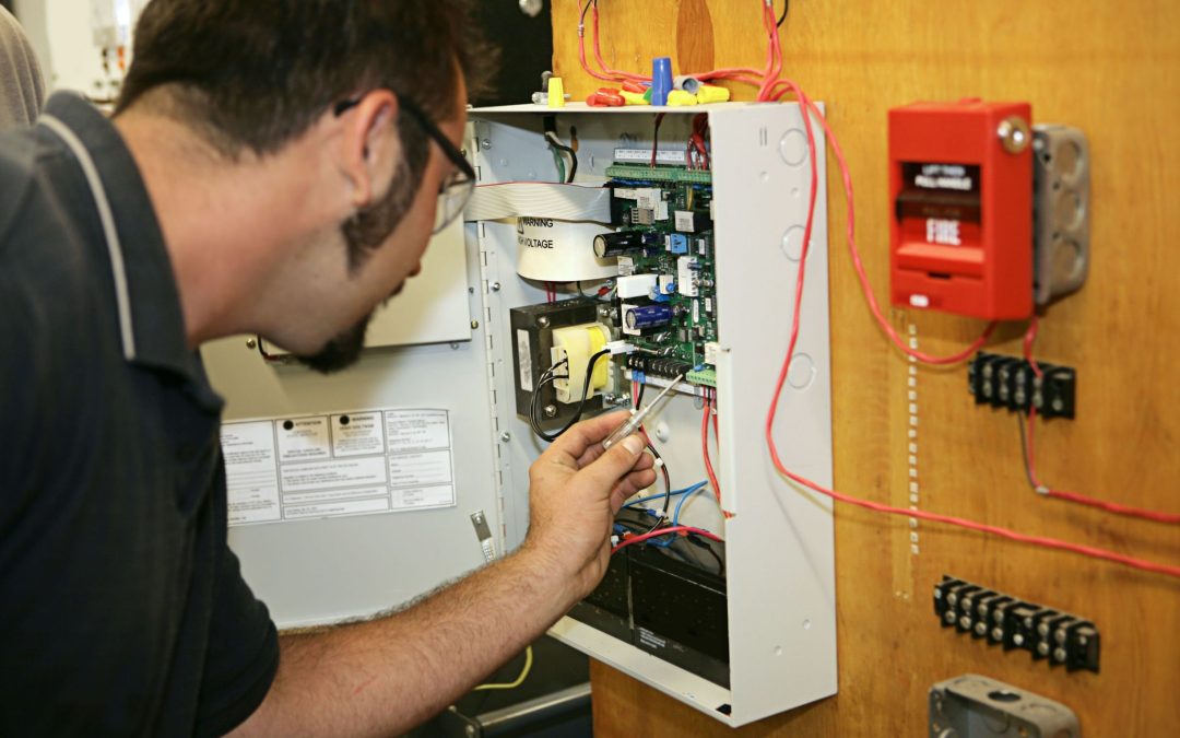 Navigating the World of an Electrical Contractor in Saskatoon