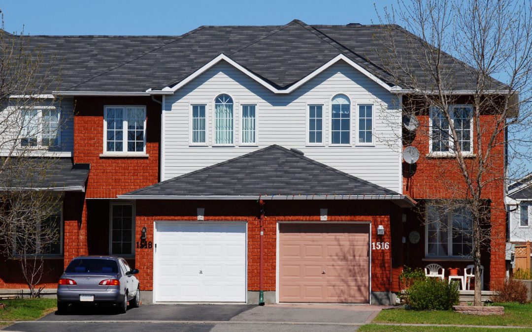 Everything Homeowners Need to Know About New Garage Door Installation Hortonville WI