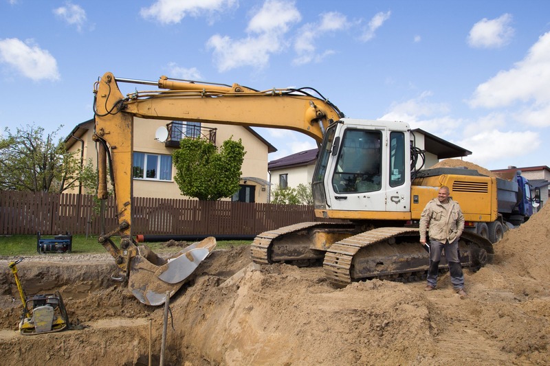 16086974_l-excavator in construction site